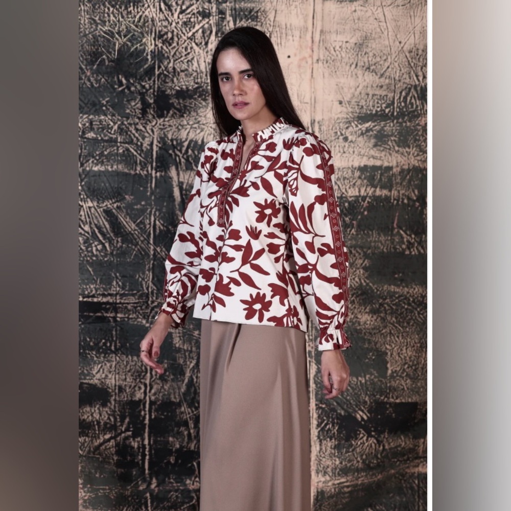 NWT - MAUDE VIVANTE RUST FOLIAGE ASHLEY TOP small